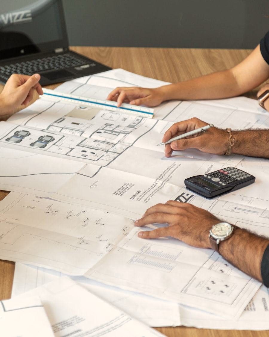 Bouwtekeningen en overleg bij de ontwikkeling van een woonzorgconcept